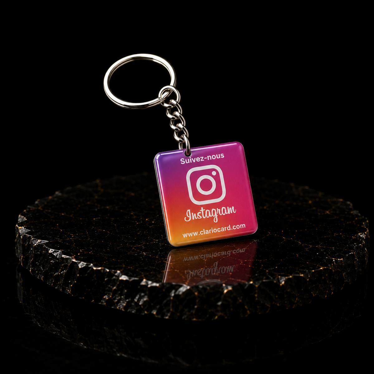 Porte-clés Instagram NFC ClarioCard — Followers en 1 tap · Sans abonnement