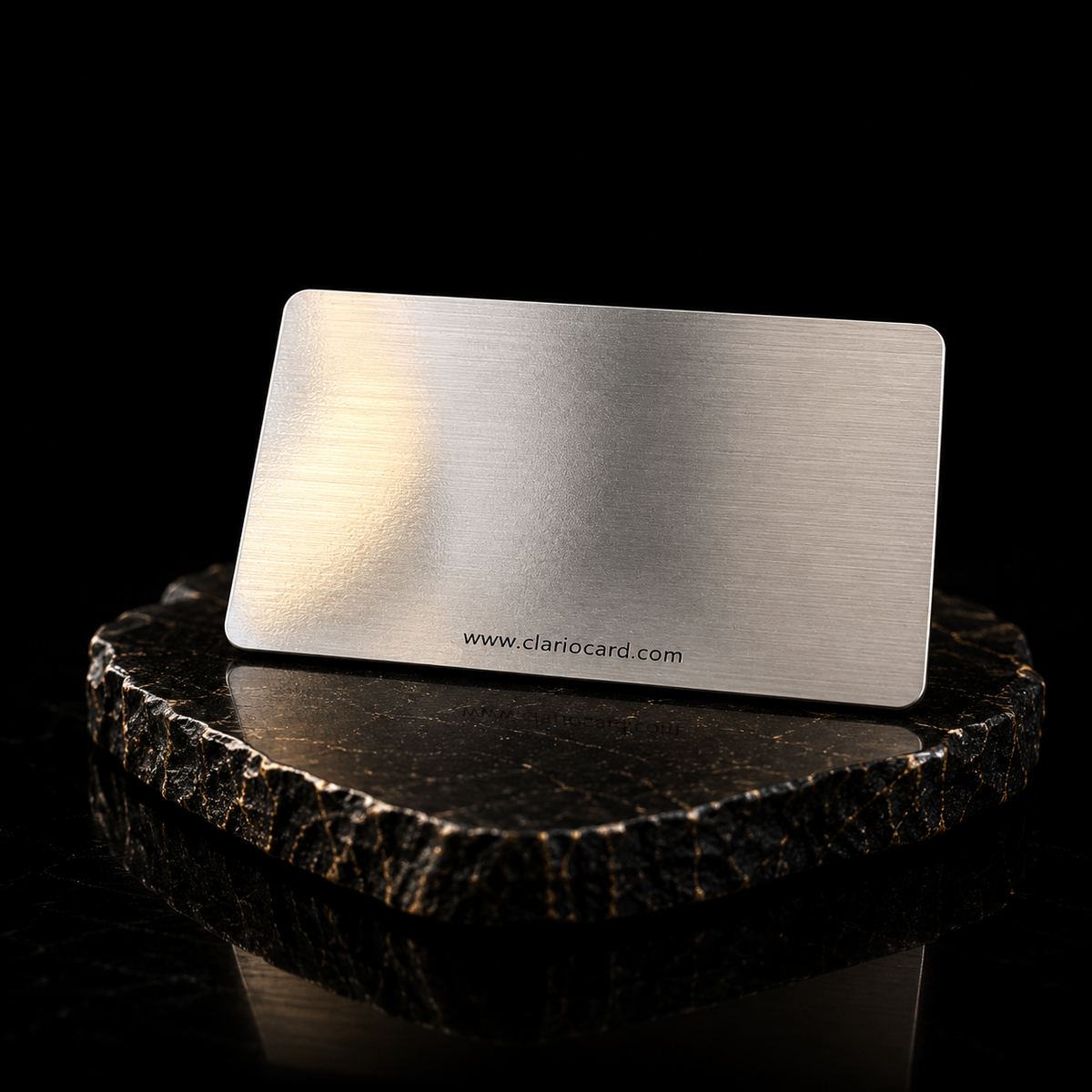 Carte de Visite NFC ClarioCard — 3 Finitions : Noir · Argent · Or · Sans abonnement